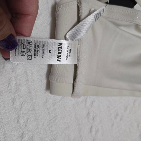 Weekday Bay Swim Top Bandeau off white sz Med Scandi Stockholm - Picture 5 of 9